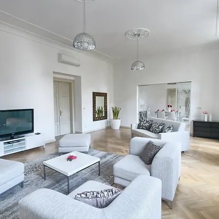 Apartment Opletalova *